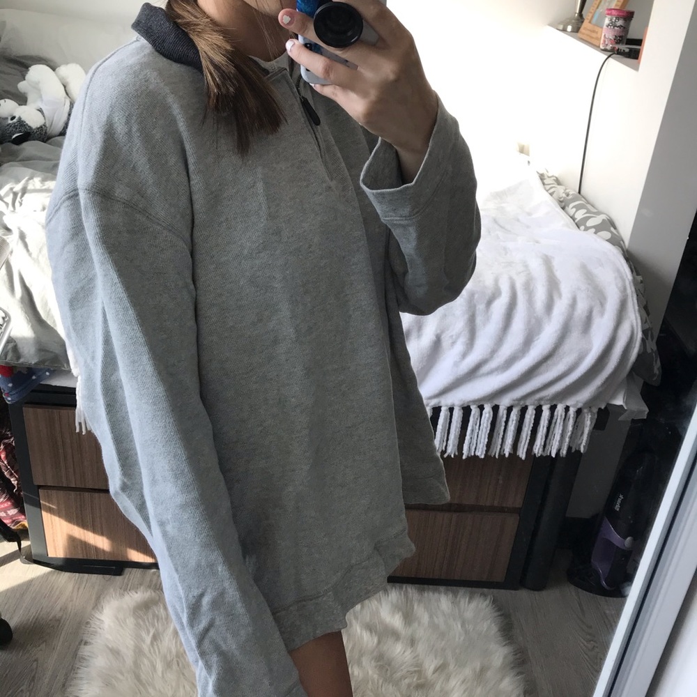 grey pullover